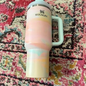Stanley Tie Die Warm Brush Strokes 40 oz Tumbler EUC